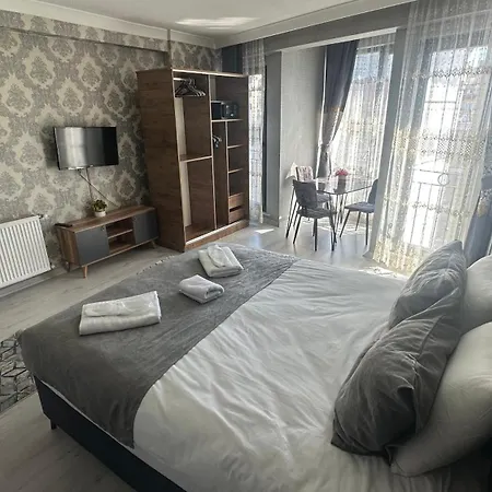 Taksim Royal & Apartahotel 3*
