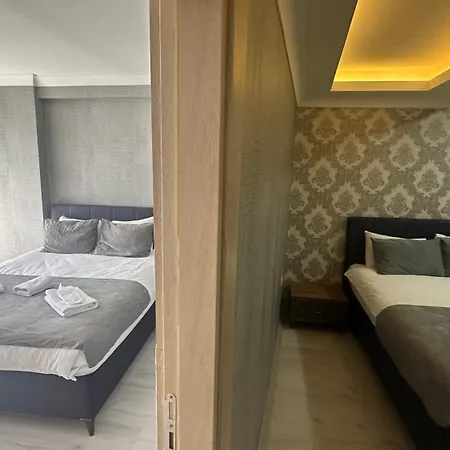Taksim Royal & 3*