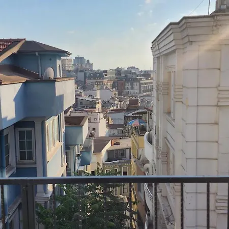 Ξενοδοχείο με διαμερίσματα Taksim Royal &